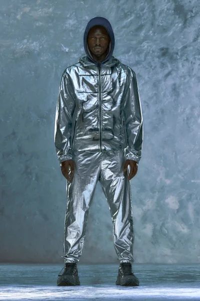 Look 13
